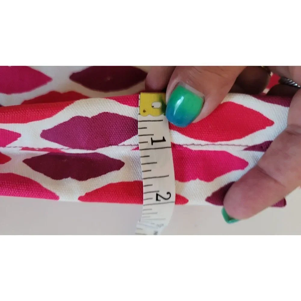 Estee Lauder Lips Cosmetic Bag